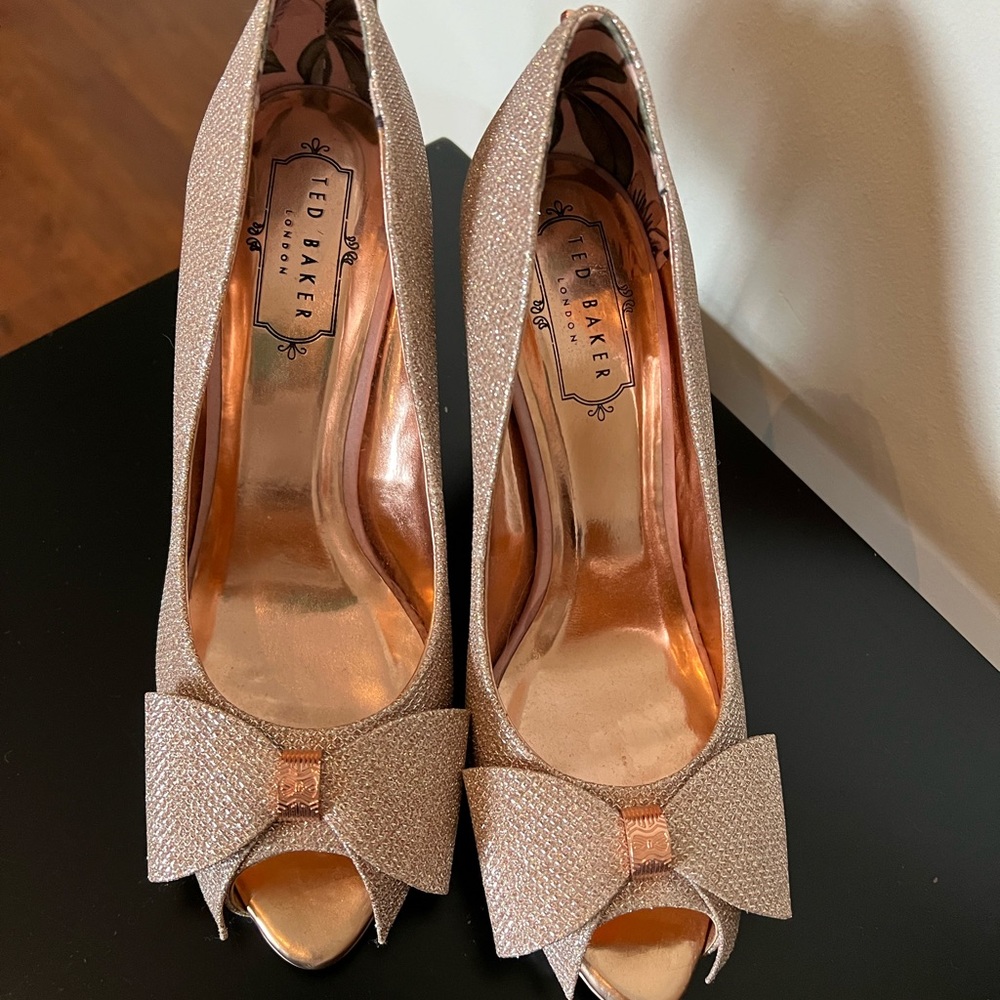 Ted Baker Women's Rose Gold Glitter Peep-Toe Pumps with Bow